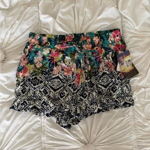 BeBop Floral and Geometric Shorts - Multicolor NWT size small